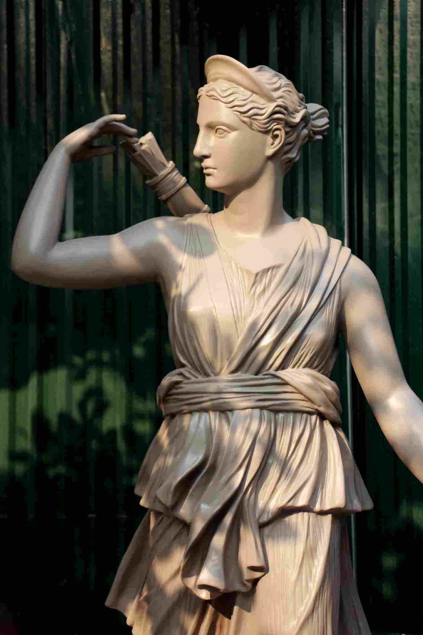 tuong-phuc-hung-artemis-composite-2